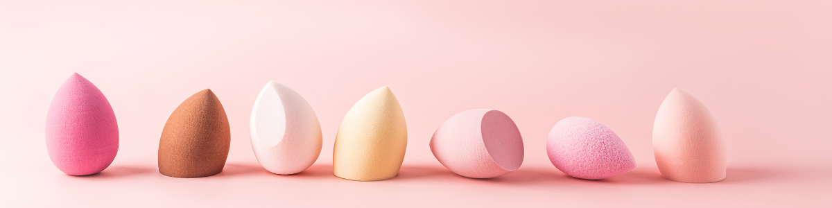 sposoby na umycie gąbeczki do makijażu